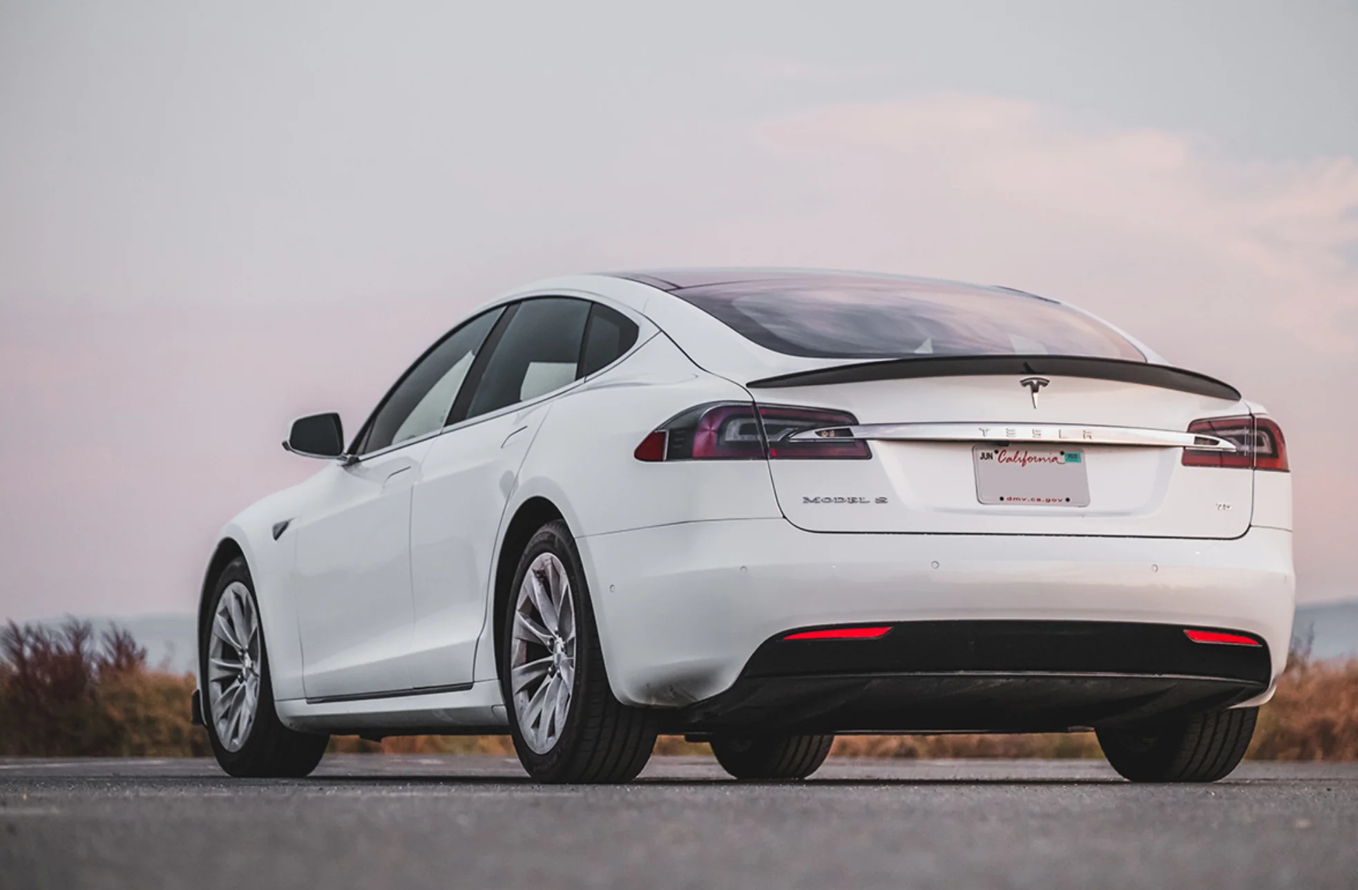 Tesla Model S Carbon Fiber High Performance Rear Spoiler - Image 3