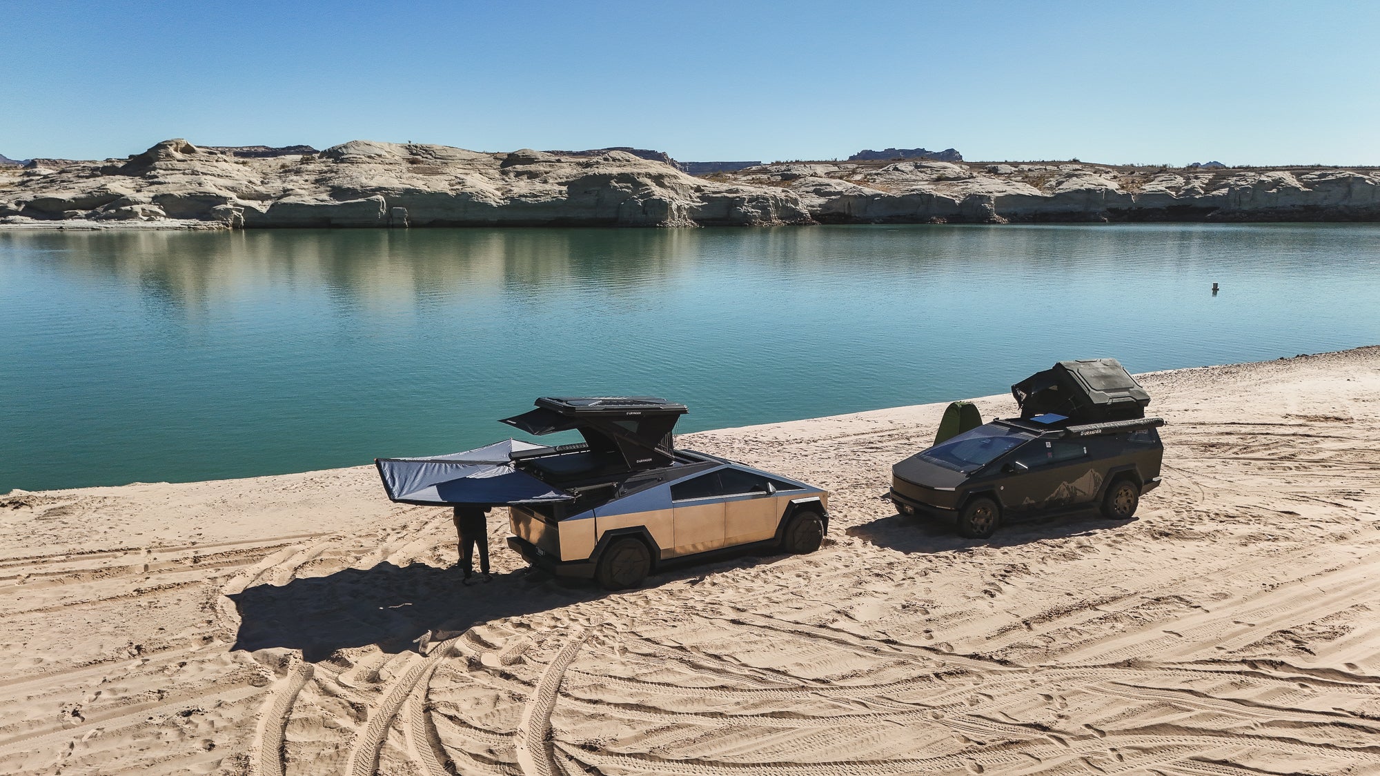 Tesla Cybertruck 270-Degree Free Standing Awning for Camping - Image 10