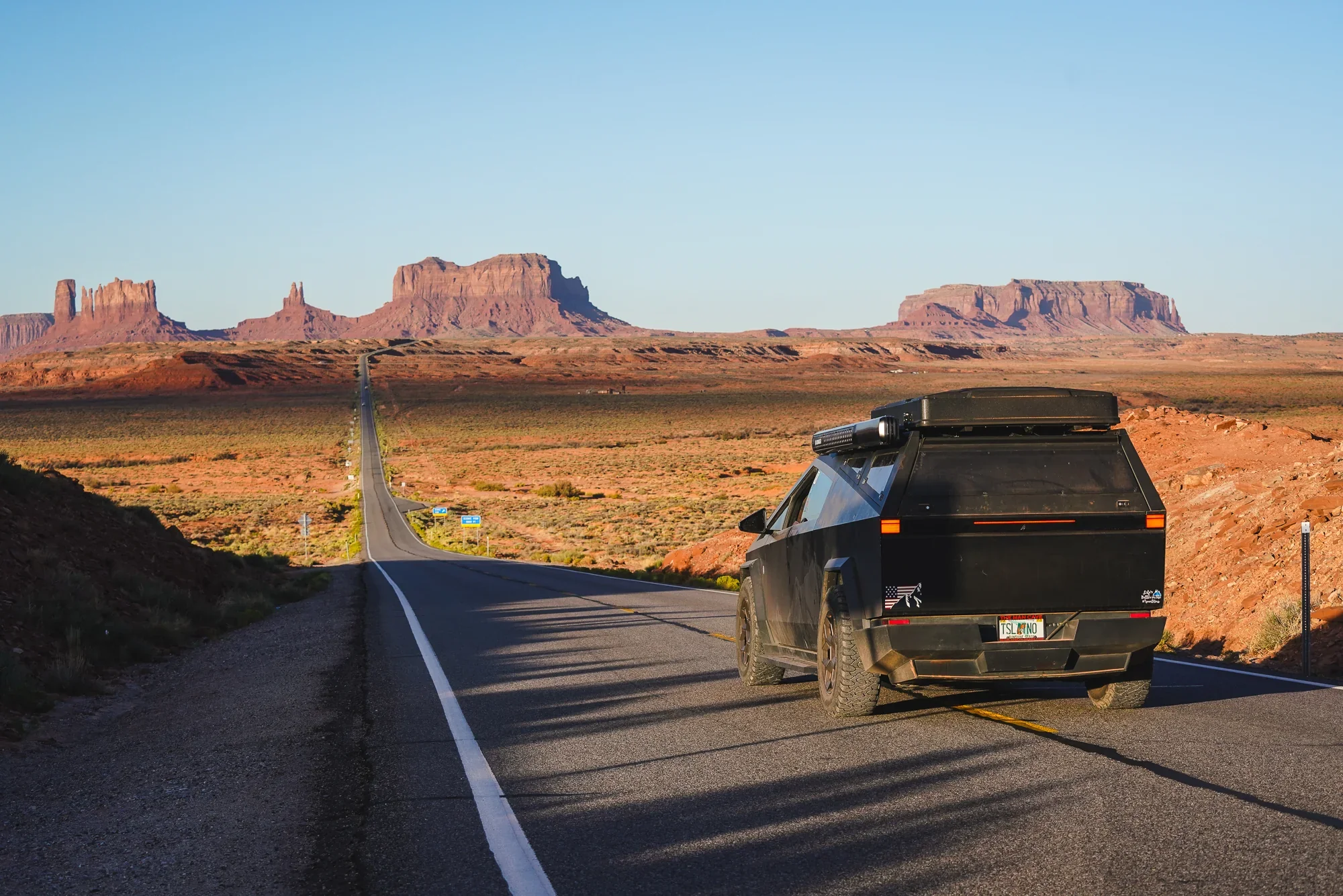 Tesla Cybertruck 270-Degree Free Standing Awning for Camping - Image 9