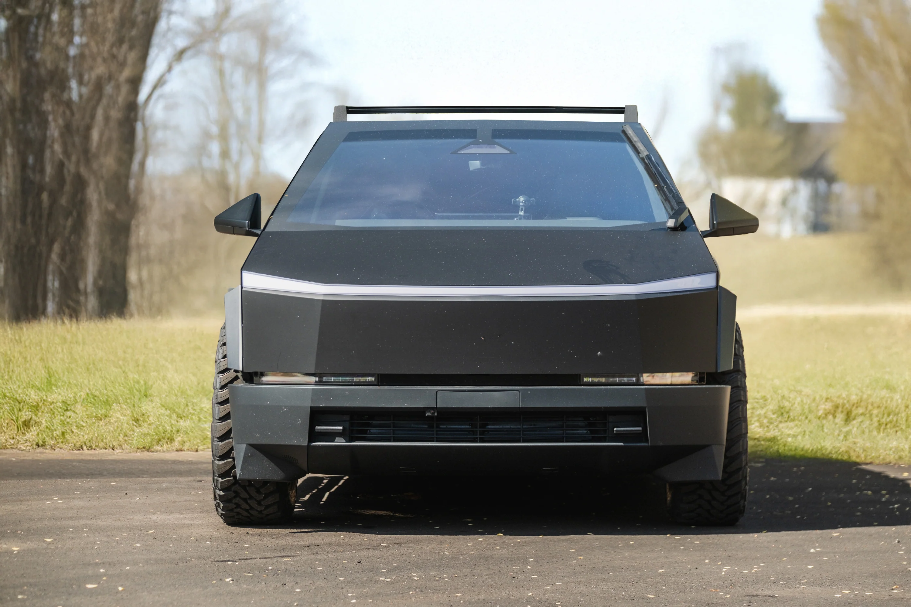 Tesla Cybertruck Crossbars Roof Rack - Image 5