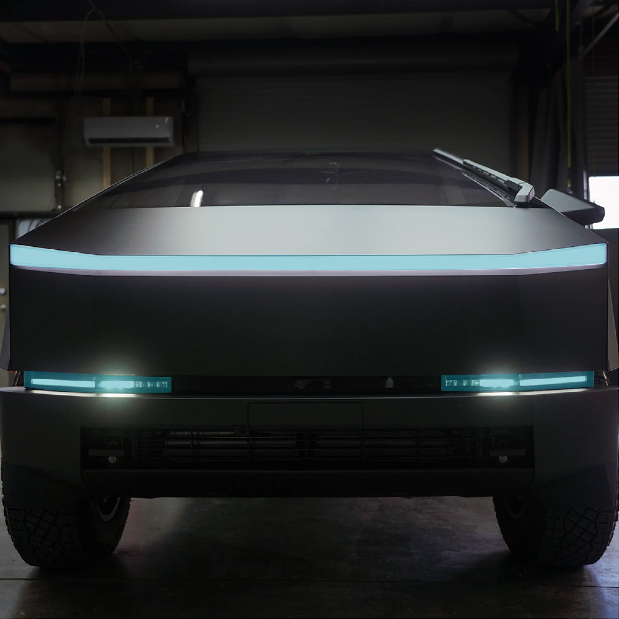 Tesla Cybertruck Lightbar PPF Protection - Image 3