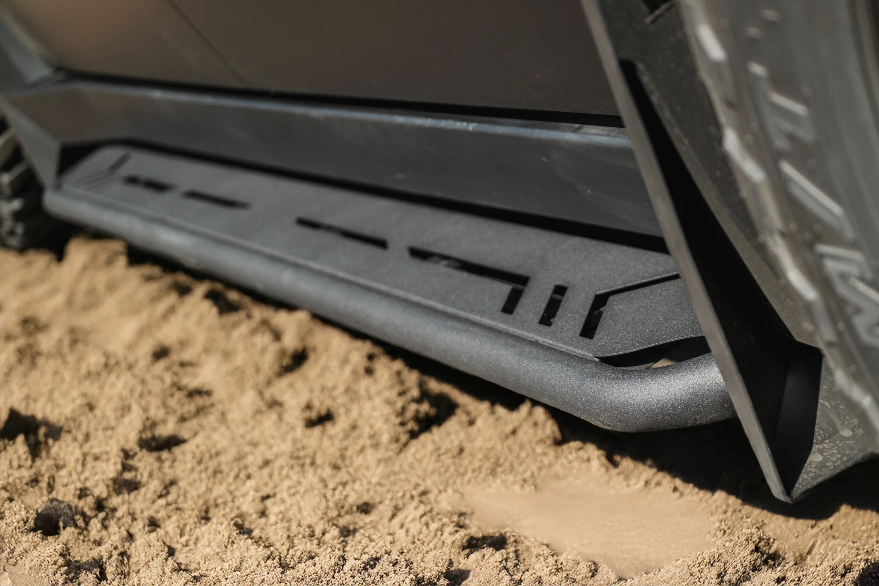 Tesla Cybertruck Running Boards Side Steps - Image 8