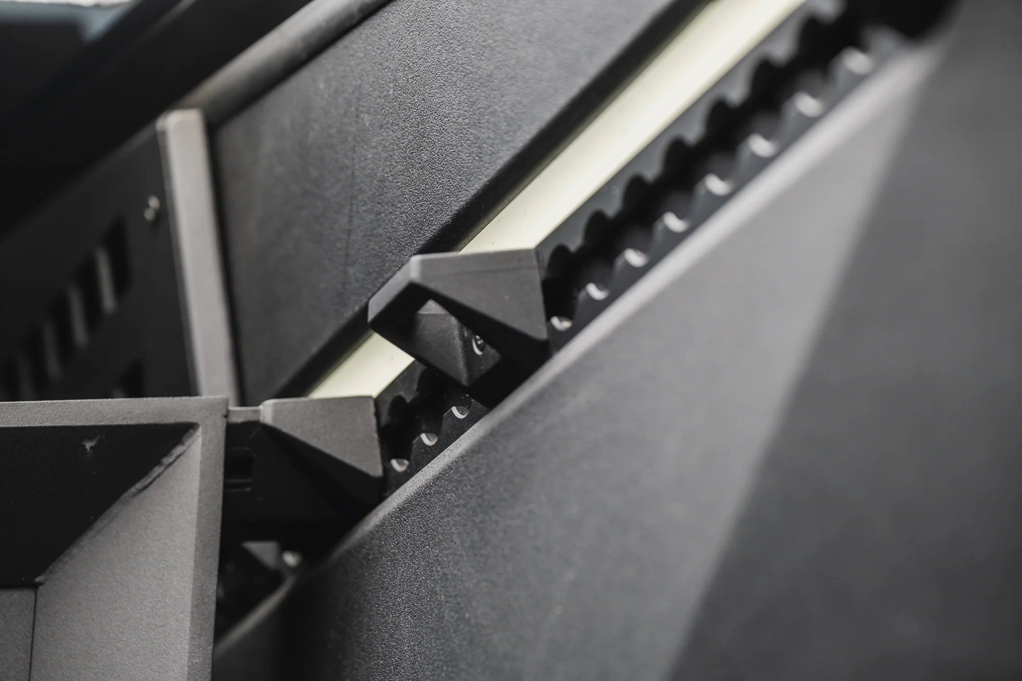 Tesla Cybertruck L-Track Hooks (OEM Style) - Image 4