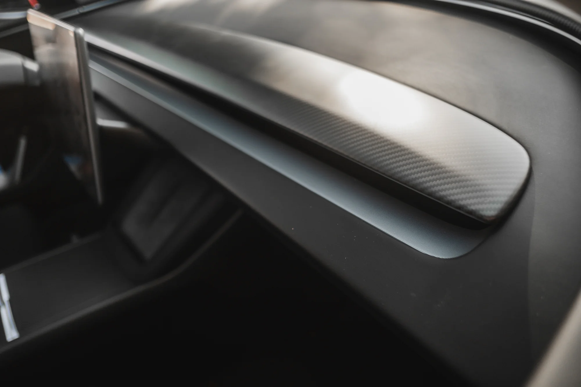 Tesla Model 3 Genuine Dry Carbon Fiber Dashboard - Image 6