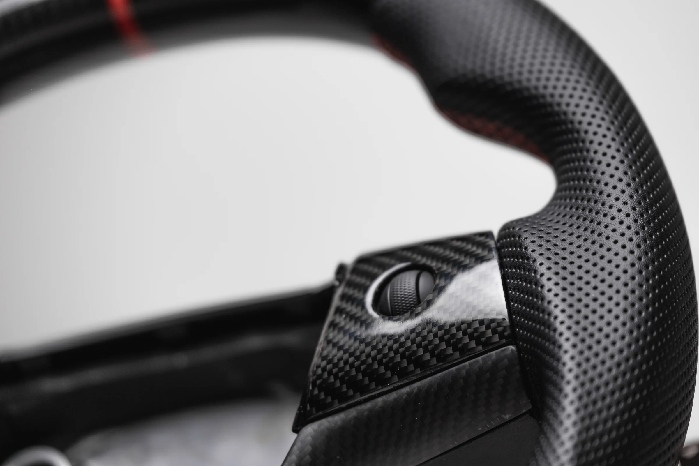 Tesla Model 3 & Y Genuine Carbon Fiber Steering Wheel - Image 4