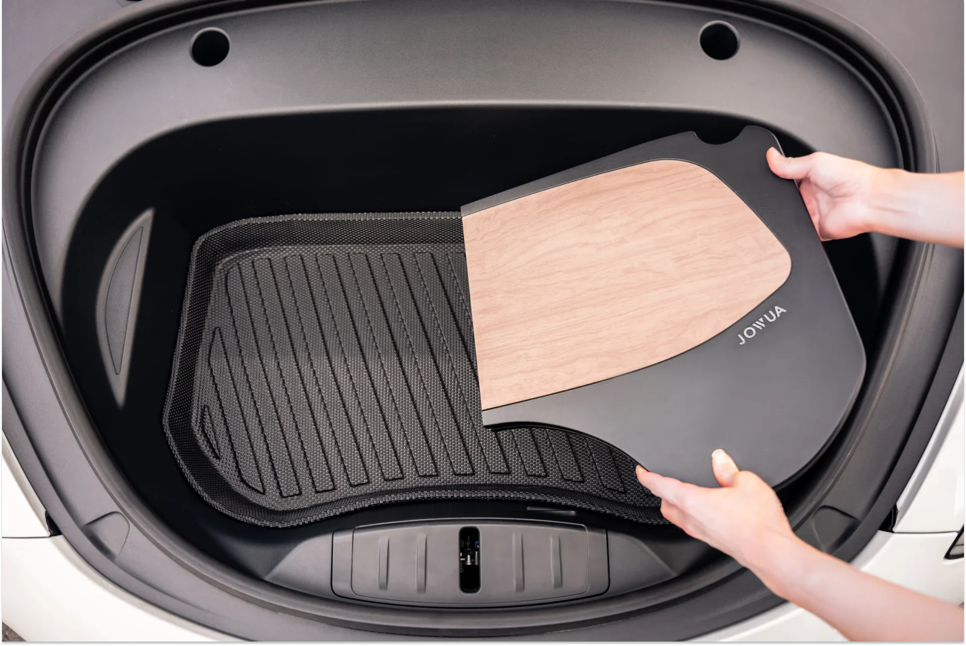 Tesla Model Y & 3 Foldable Car Tray (Eat, Work, Play) - Image 4