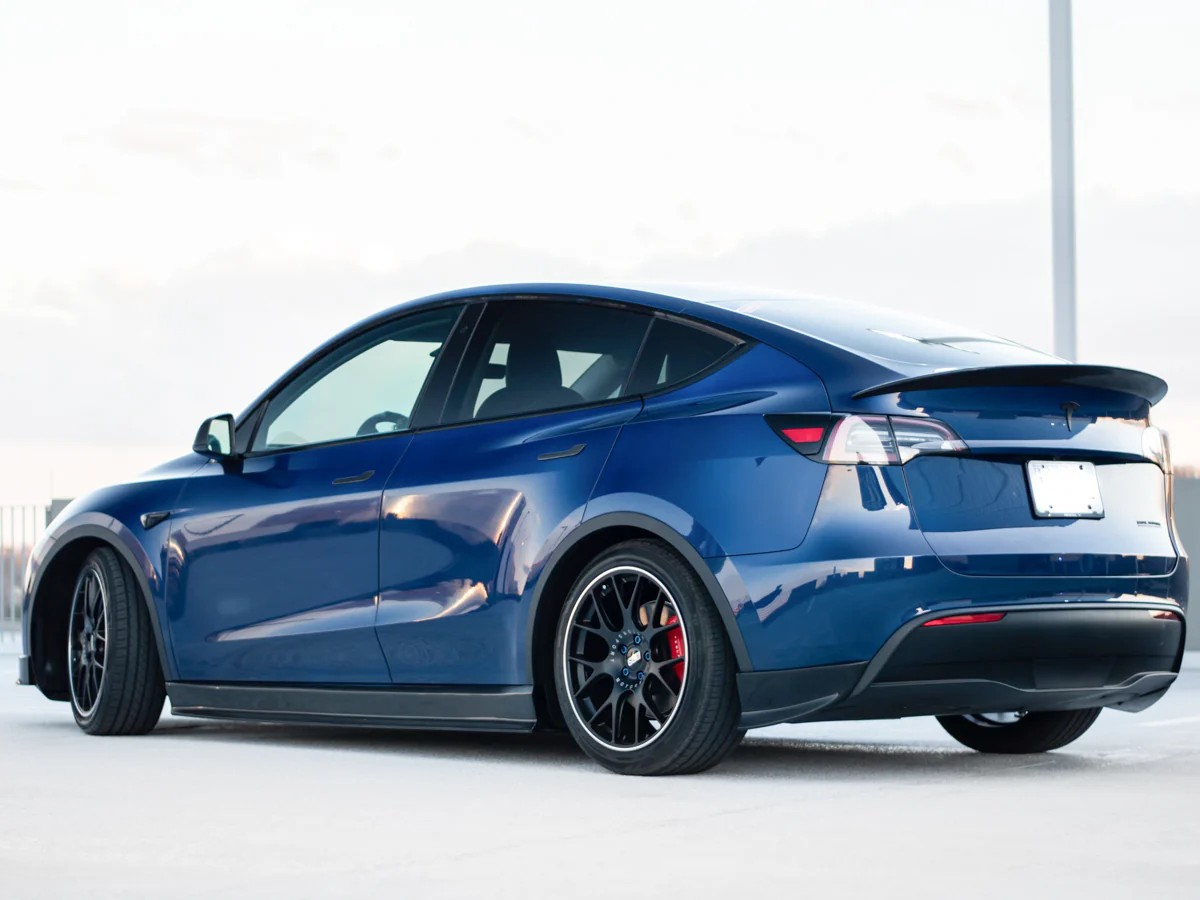 Tesla Model Y Carbon Fiber Side Skirt Extension - Image 13
