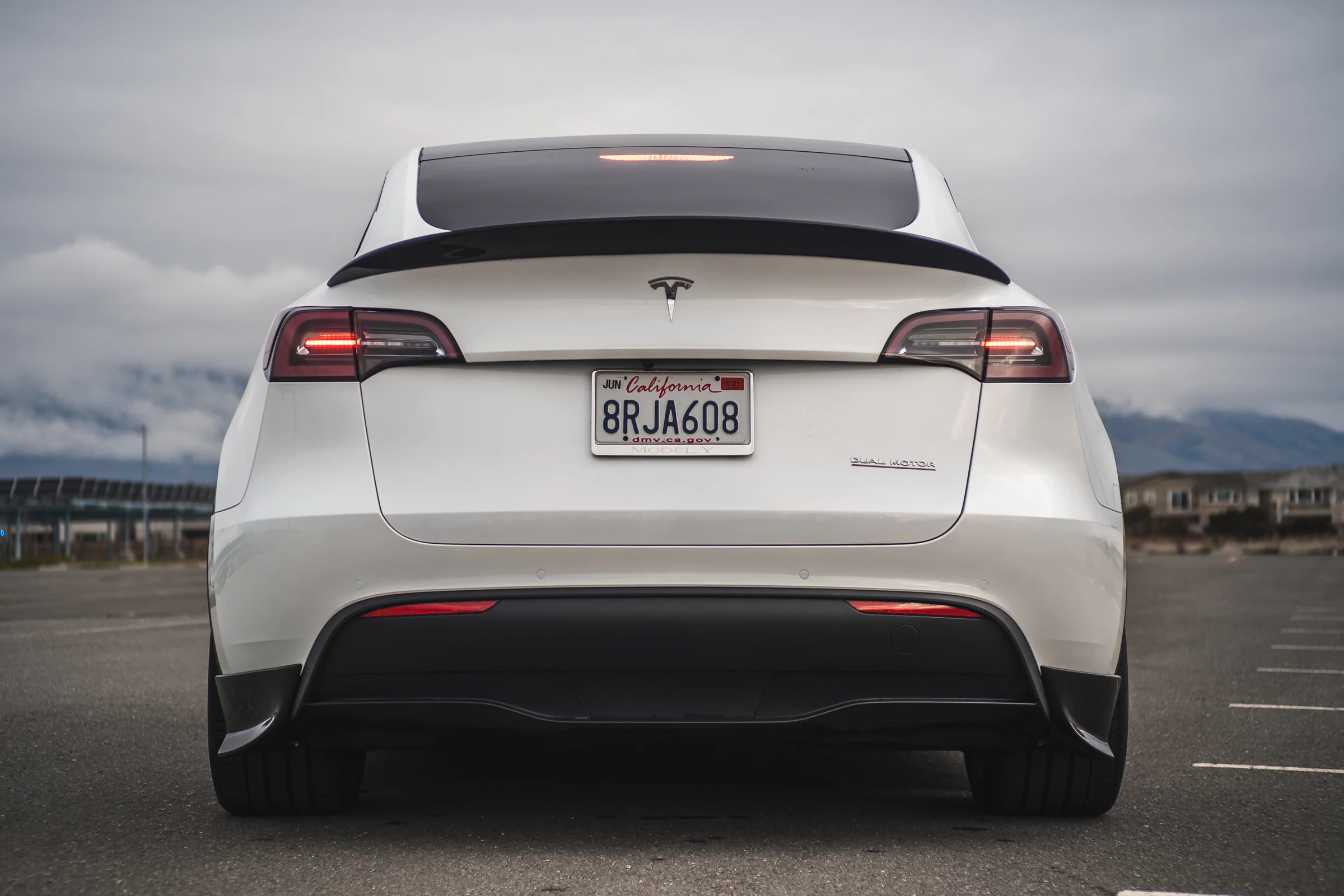 Tesla Model Y Carbon Fiber Side Skirt Extension - Image 7