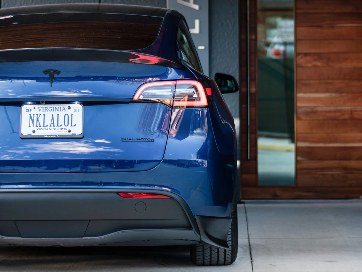 Tesla Model Y Carbon Fiber Side Skirt Extension - Image 9